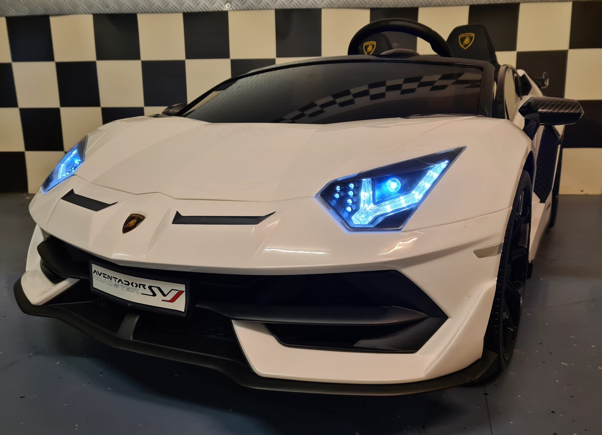 Lamborghini Aventador 2 persoons 24 volt met drift wit