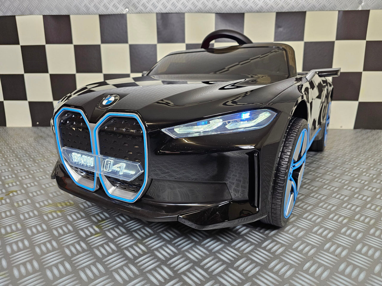 Elektrische kinderauto BMW i4 12 volt