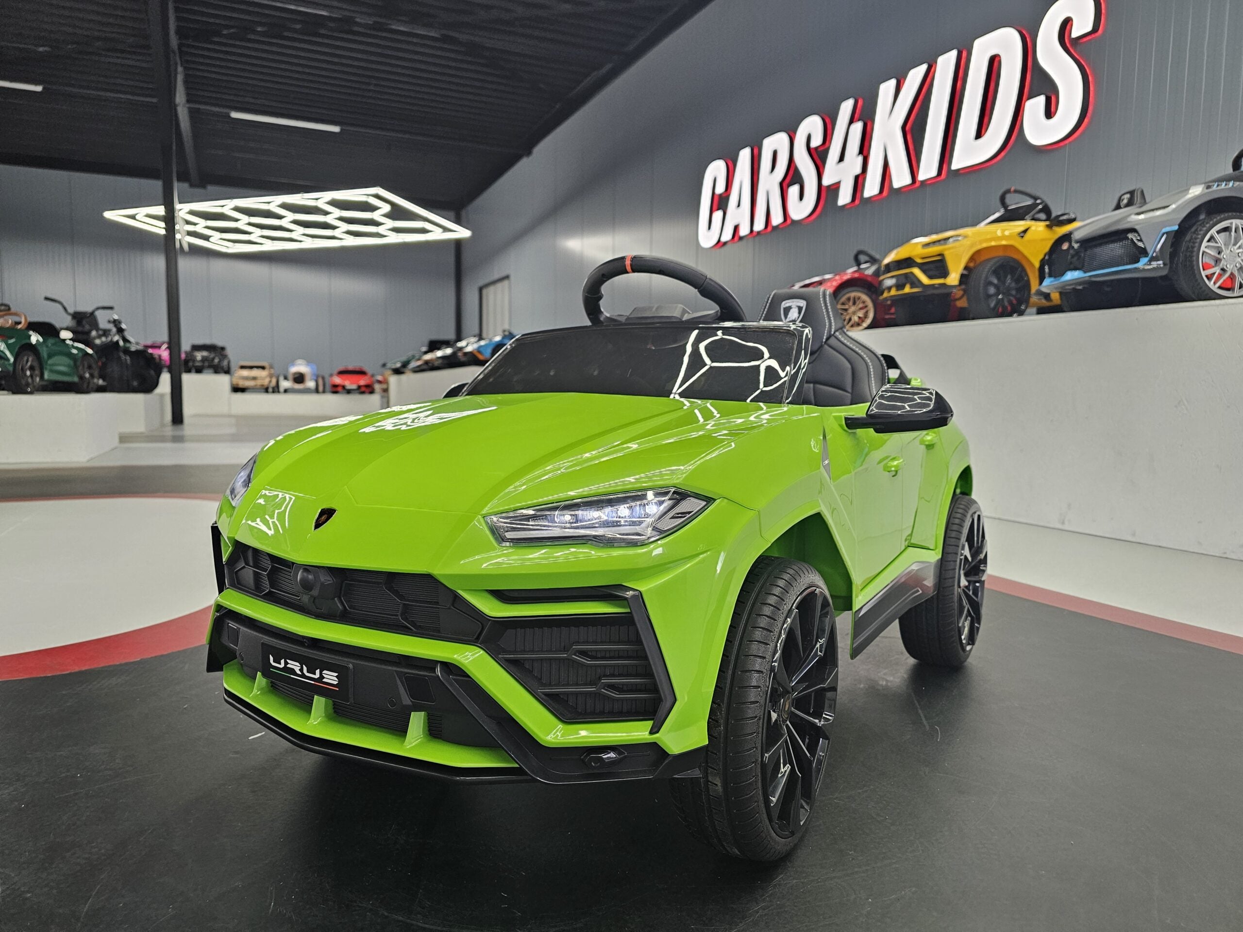 Kinderauto Lamborghini Urus 12 volt groen