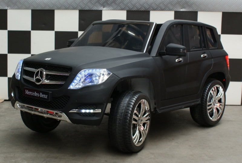 Mercedes GLK 300 accu kinderauto mat zwart.