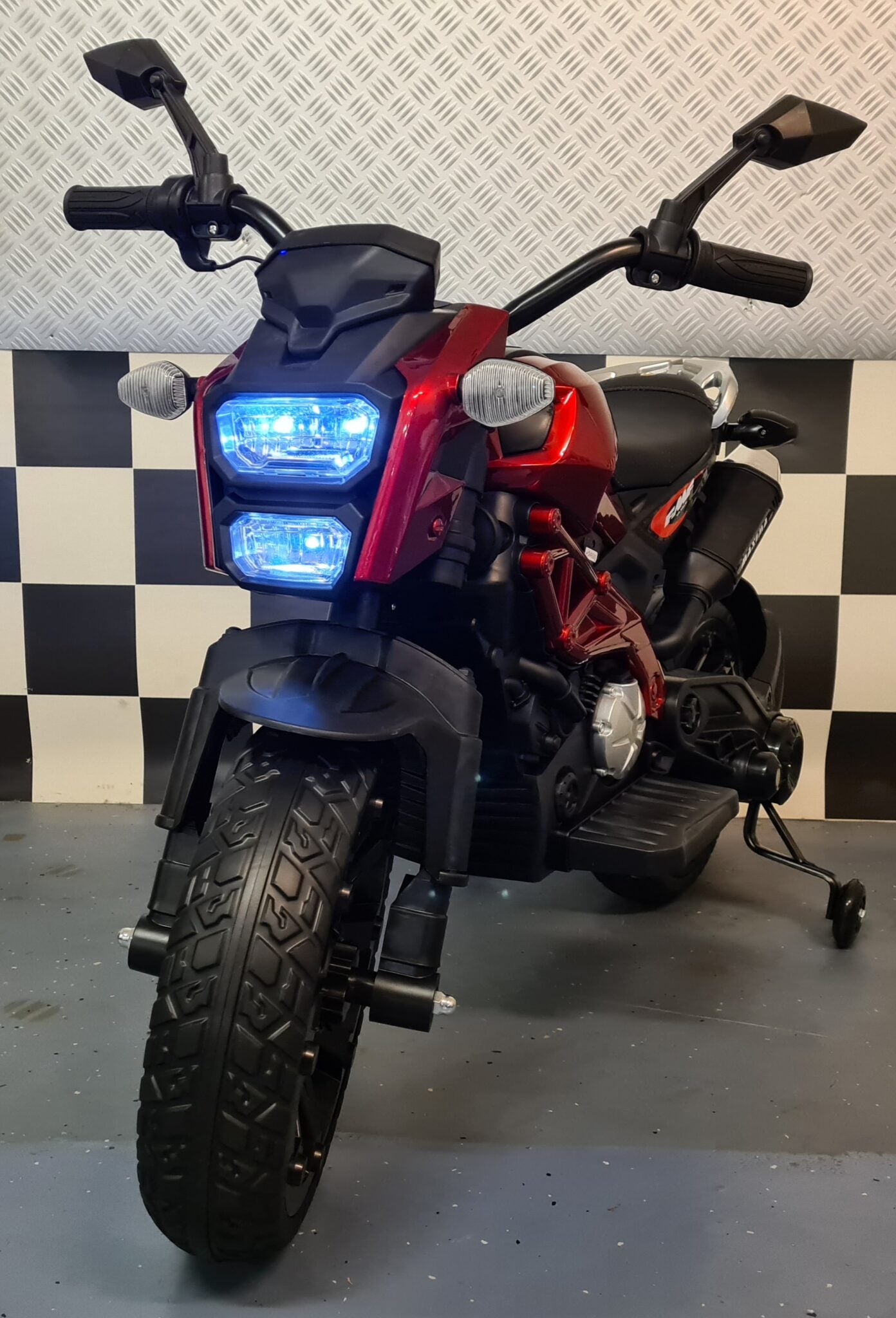 Accu kindermotor Grom Superbike 12 volt metallic rood