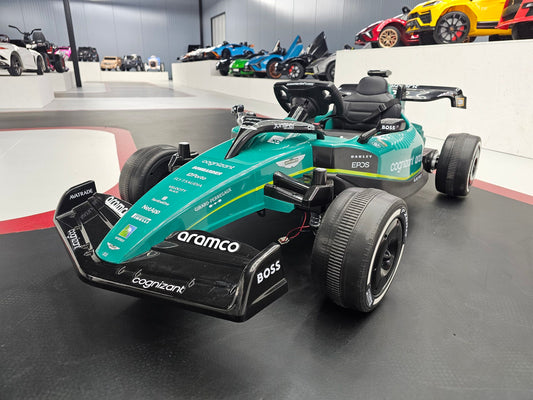 Aston Martin Formule 1 kinderauto 24 volt