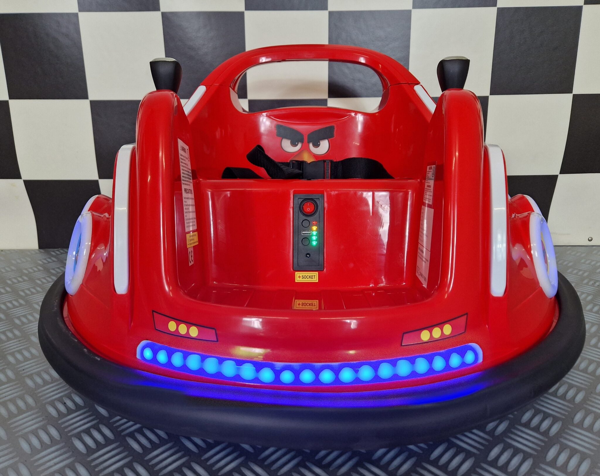 Bumper Car Angry Birds 6 volt met een afstandsbediening rood