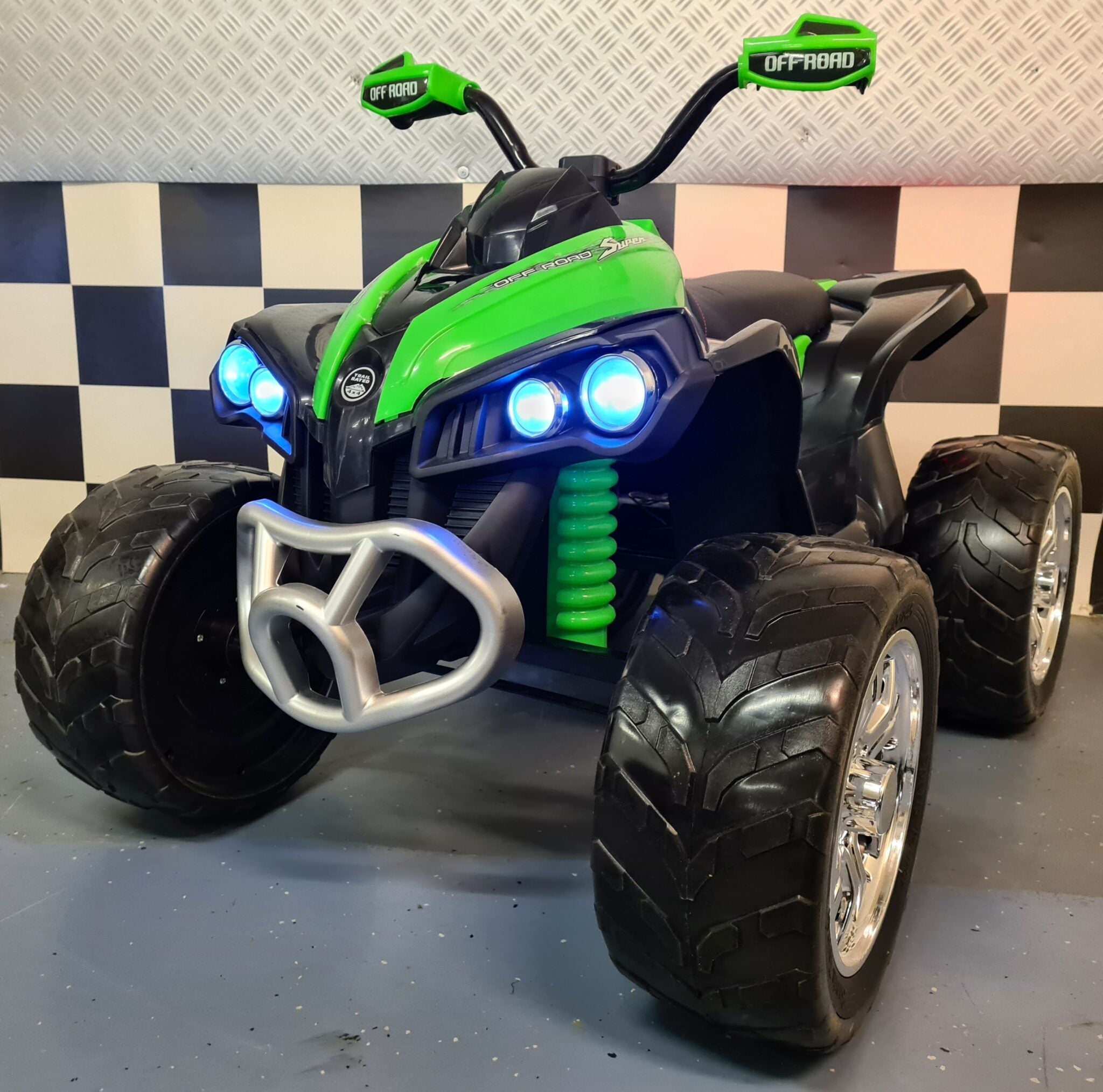 Kinderquad met afstandsbediening groen