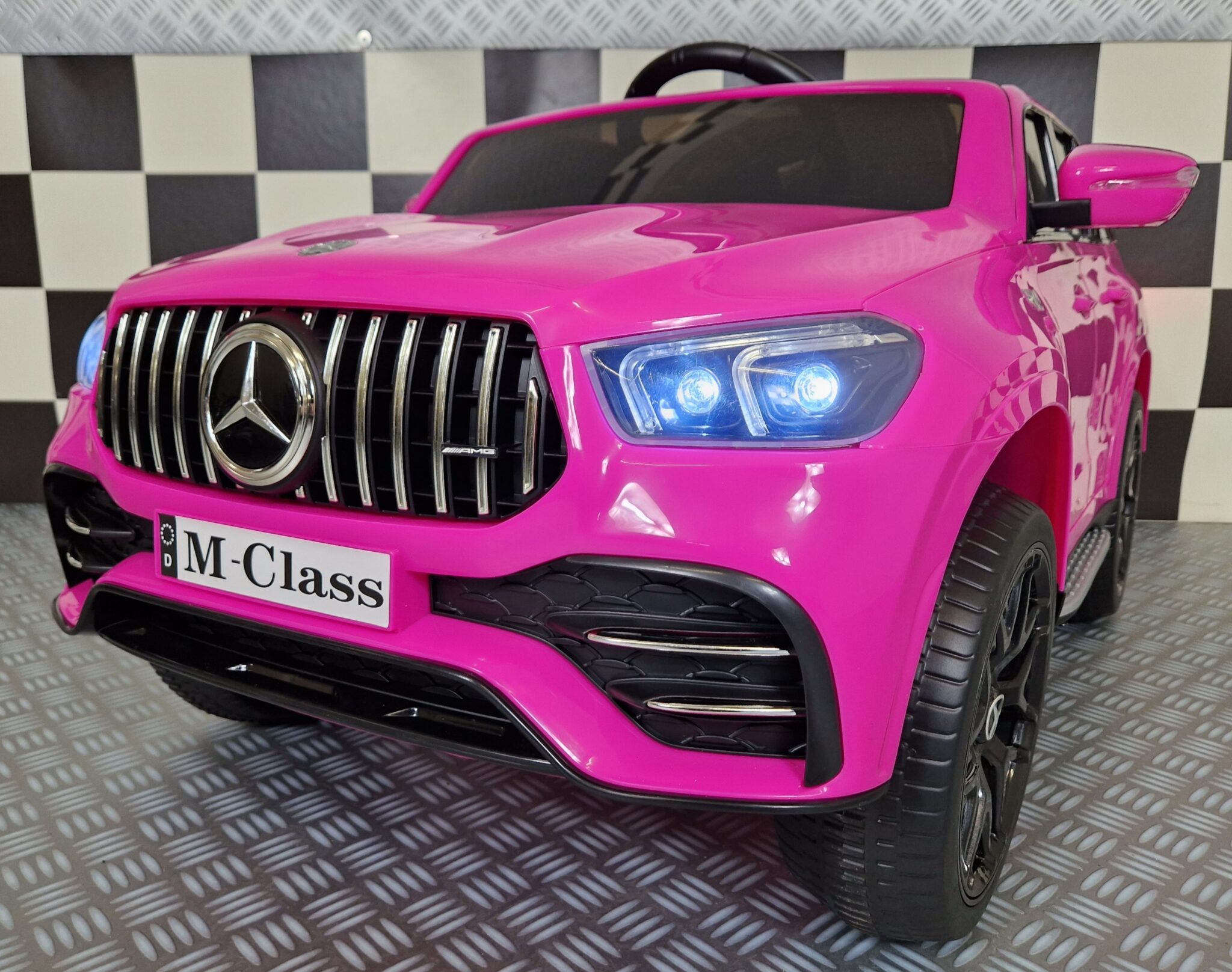 Kinderauto Mercedes GLE 53 AMG 12 volt roze