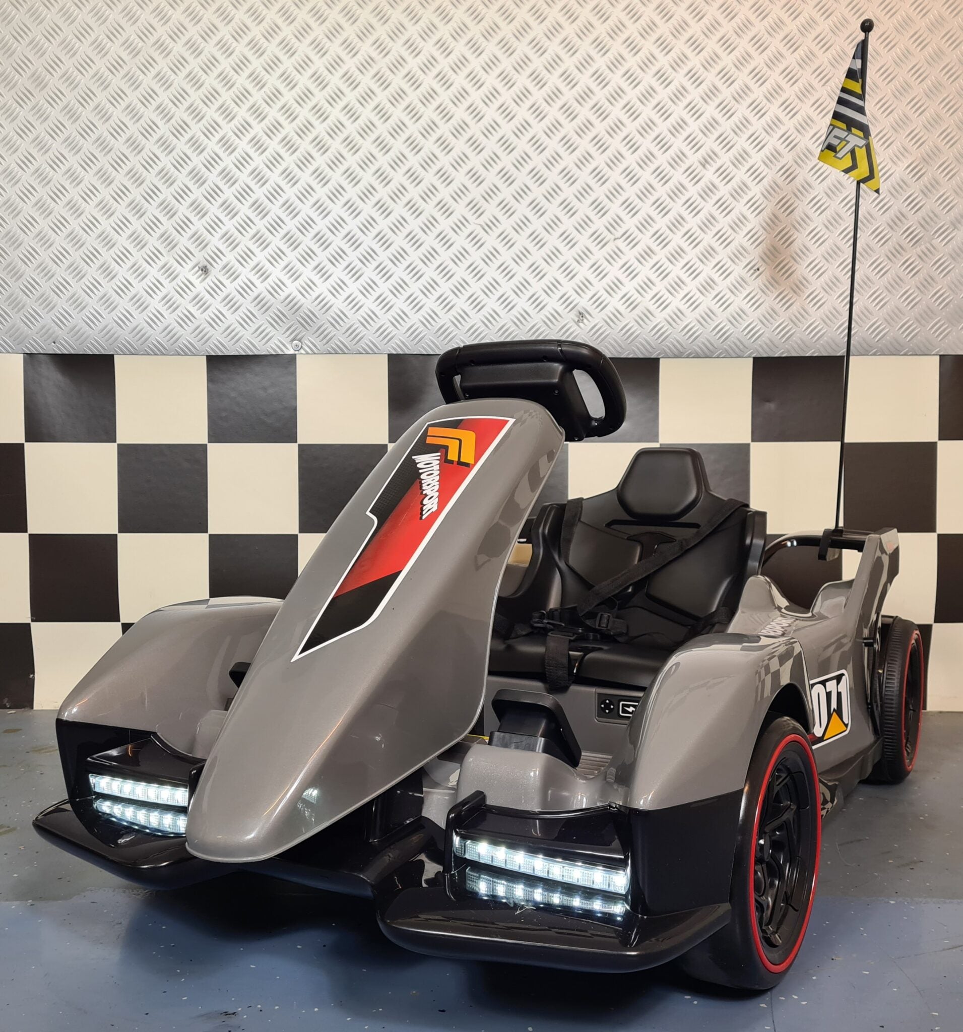 Elektrische kinder kart F1 24 volt met rc