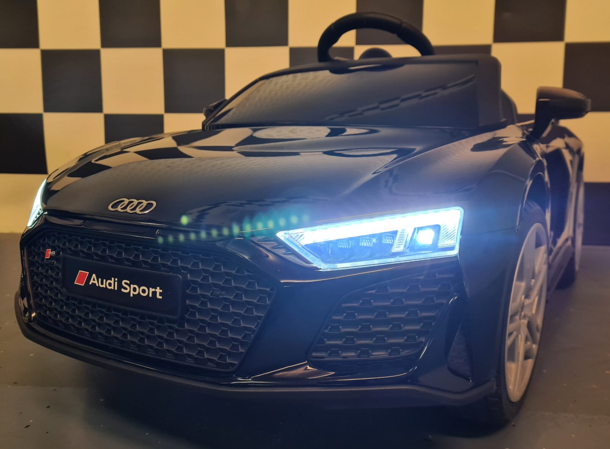 Kinderauto met afstandbediening Audi R8 Spyder 12 volt metallic zwart