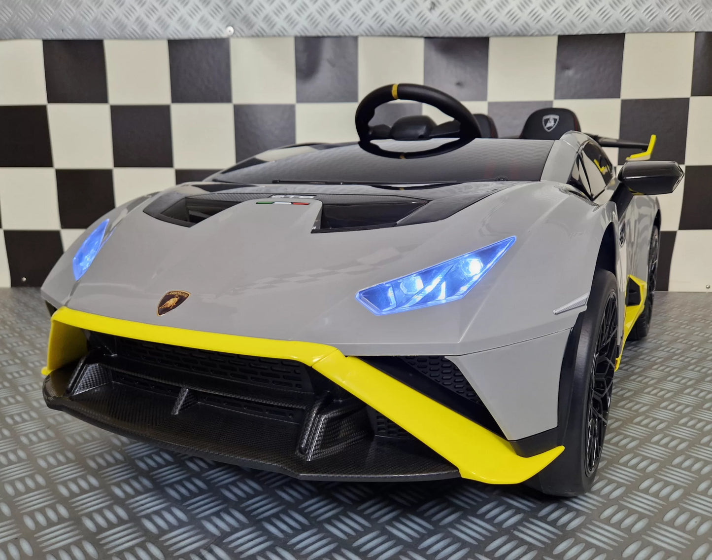 Kinderauto Lamborghini Huracan STO drift