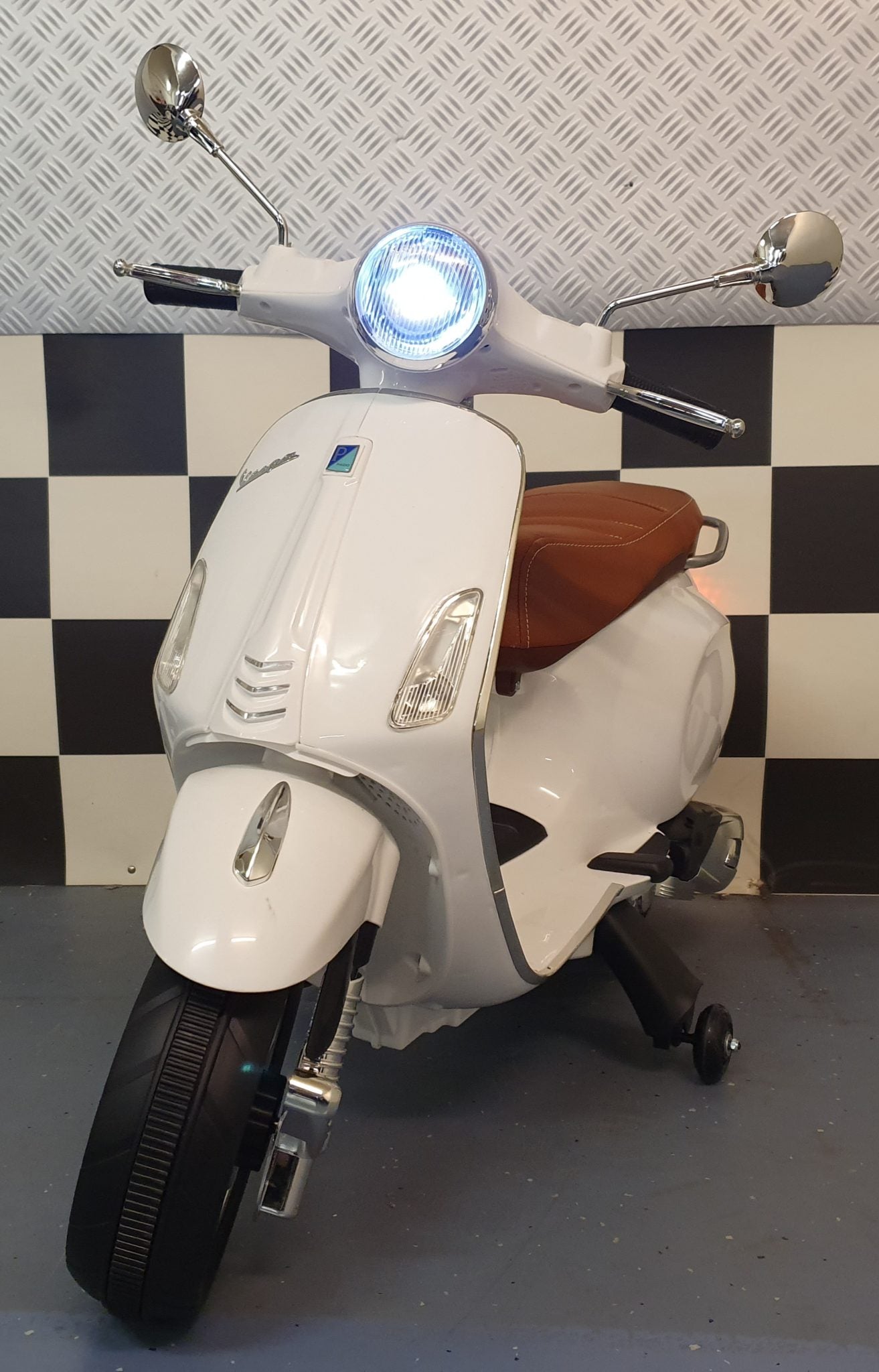 Vespa accu kinderscooter Primavera 12 volt wit
