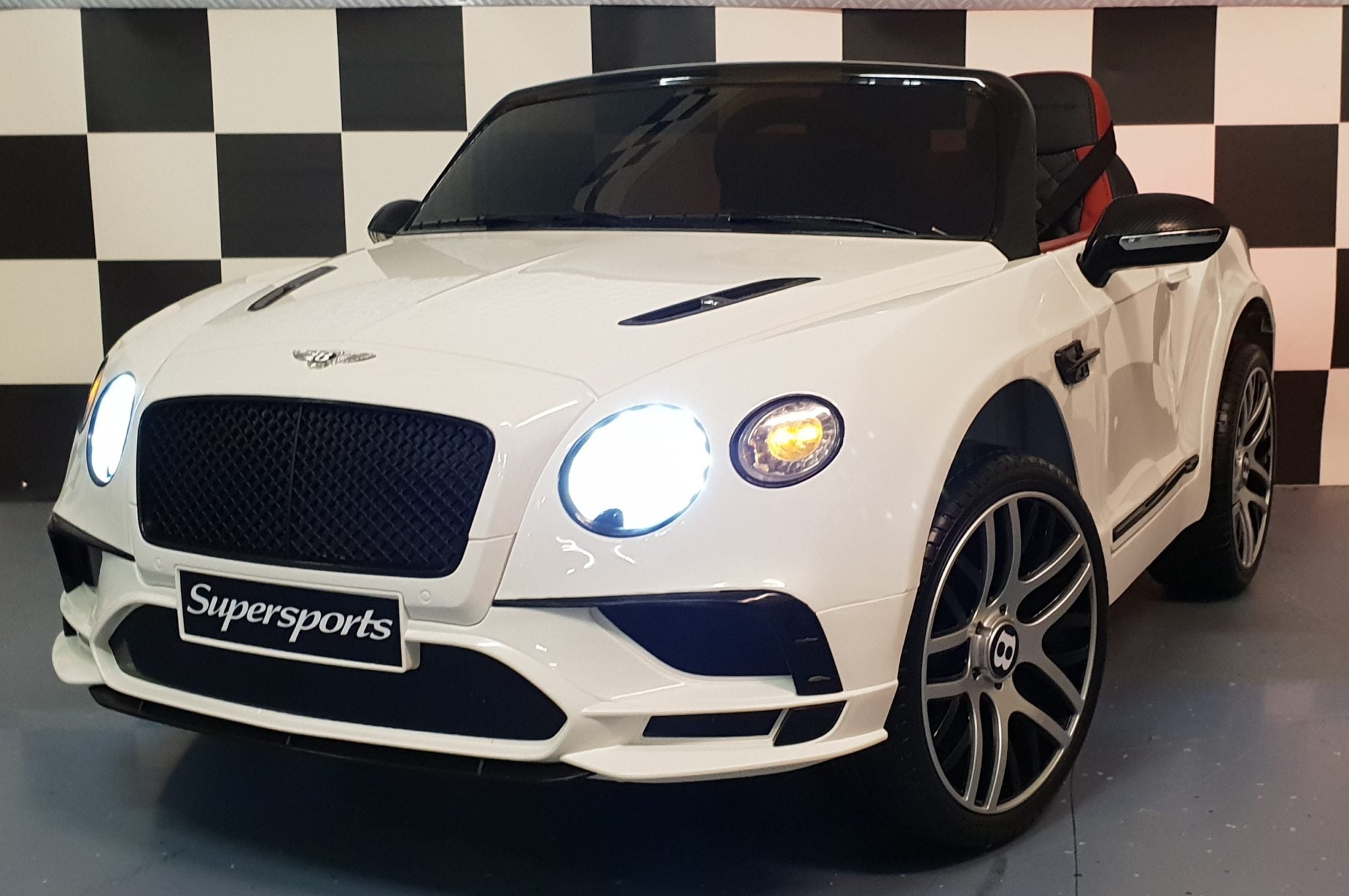 Elektrische kinderauto Bentley Continental 2.4G afstandsbediening wit