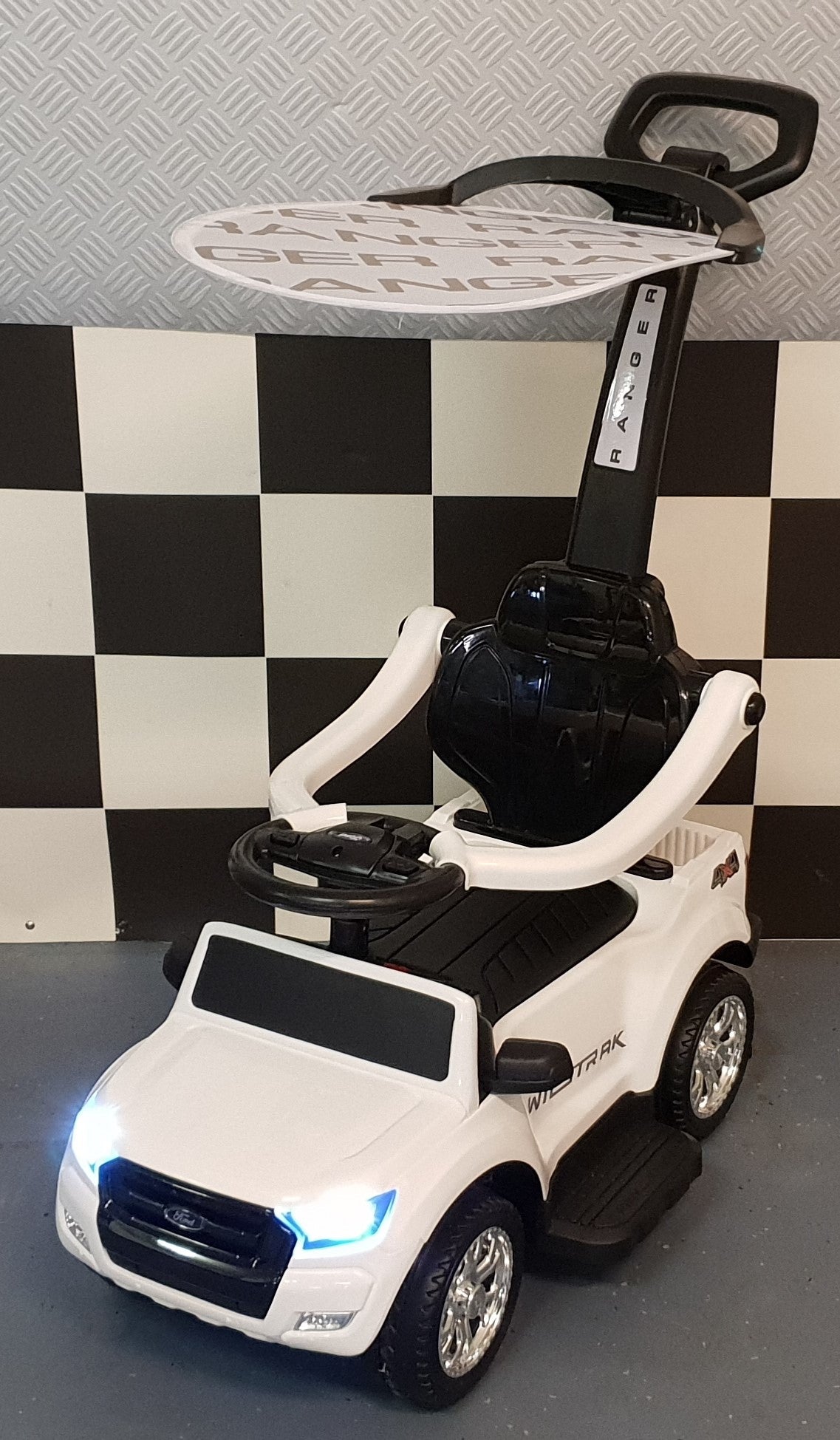 Ford Ranger mini 6 volt loopauto / duw auto met verlichting wit
