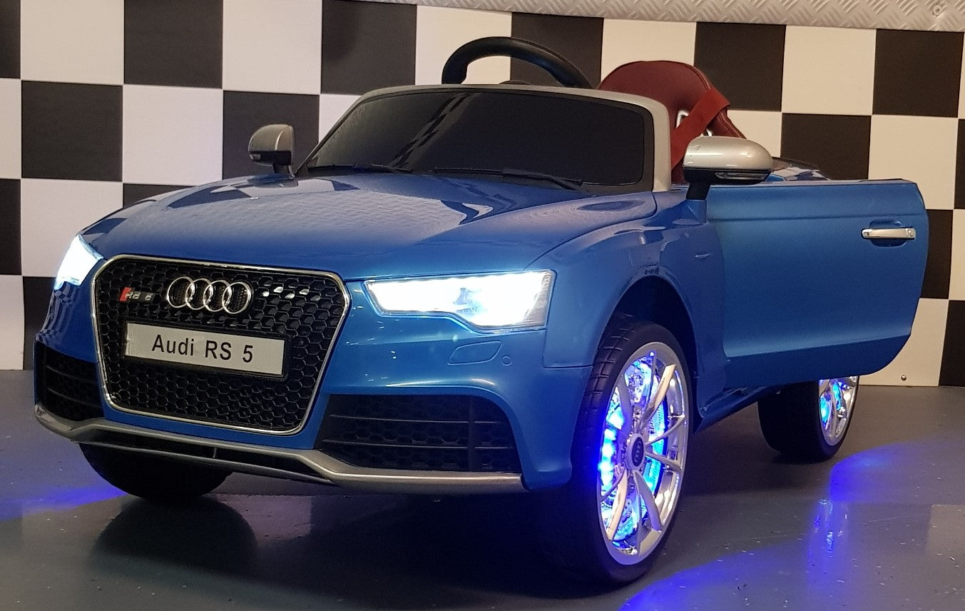 Speelgoedauto Audi RS5 2.4G RC 12 volt en zonnedak blauw