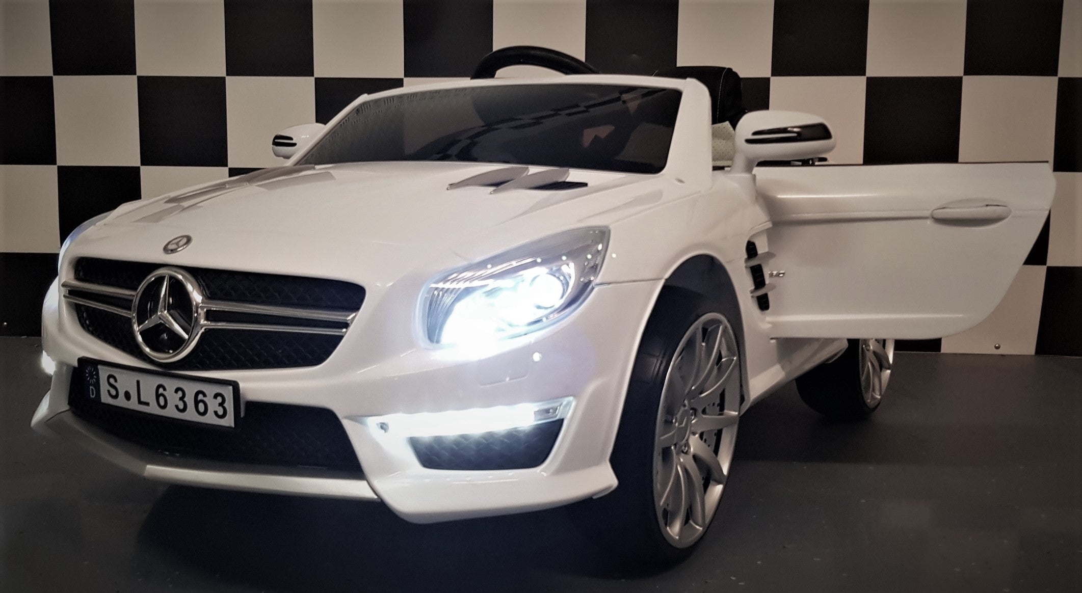 Kinderauto Mercedes SL63 12 volt wit